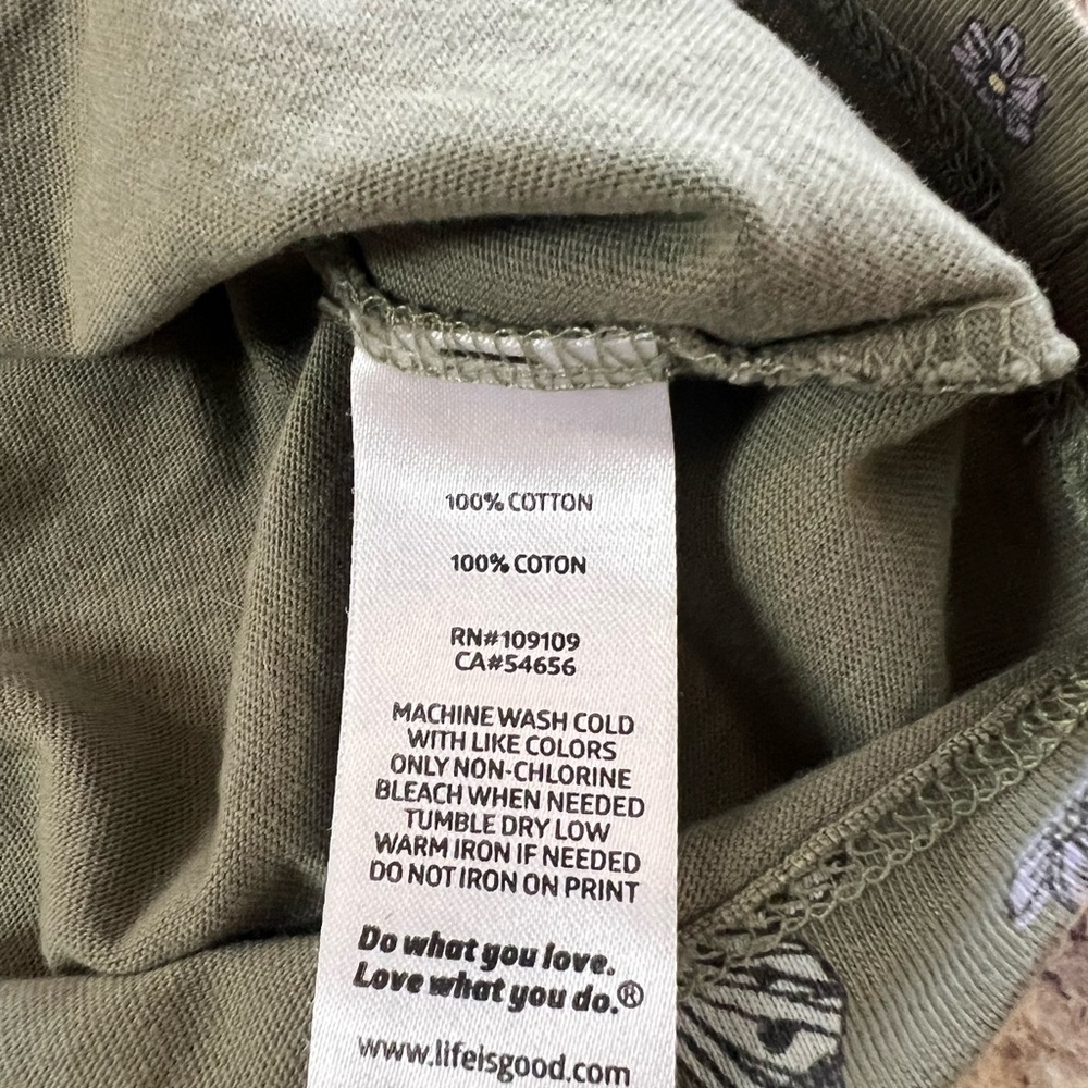 NWOT Life if Good Olive Green Butterfly nature graphic Print boxy Tee shirt L - Picture 6 of 6